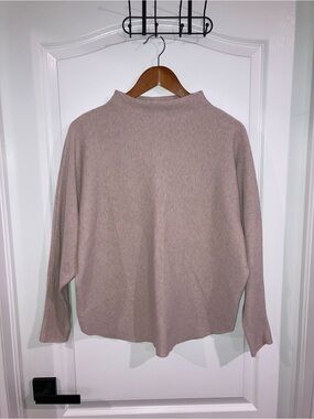 Vila Milano Dusty Light Pink Ribbed Mock Neck Sweater - size L